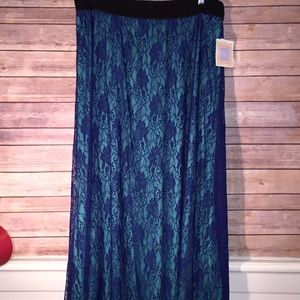 New LuLaRoe Lucy lace skirt